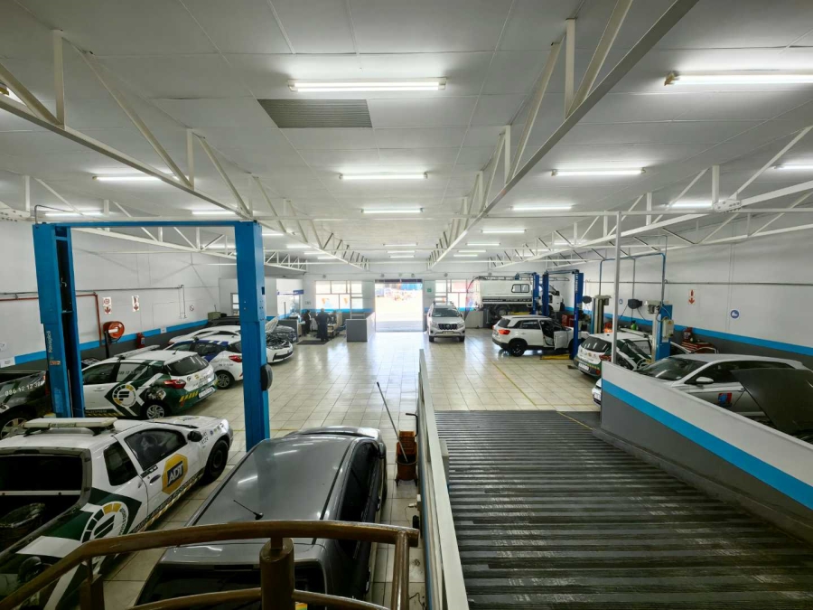 To Let commercial Property for Rent in Wynberg Western Cape